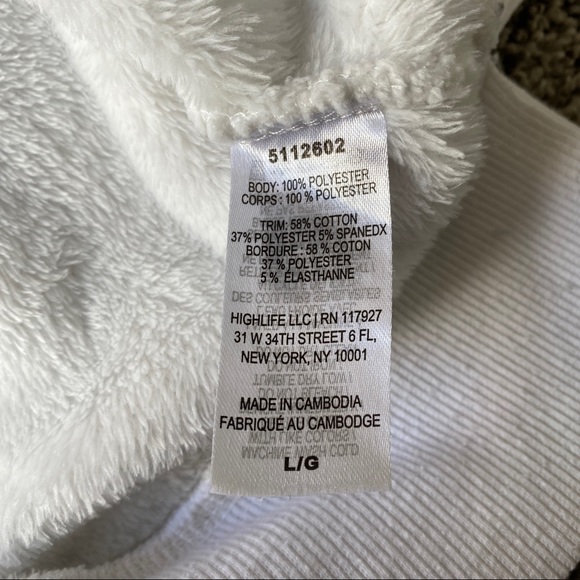 Gaiam Women's White/cream Plush Sweatshirt fuzzy soft pullover sweater size L - Picture 8 of 10